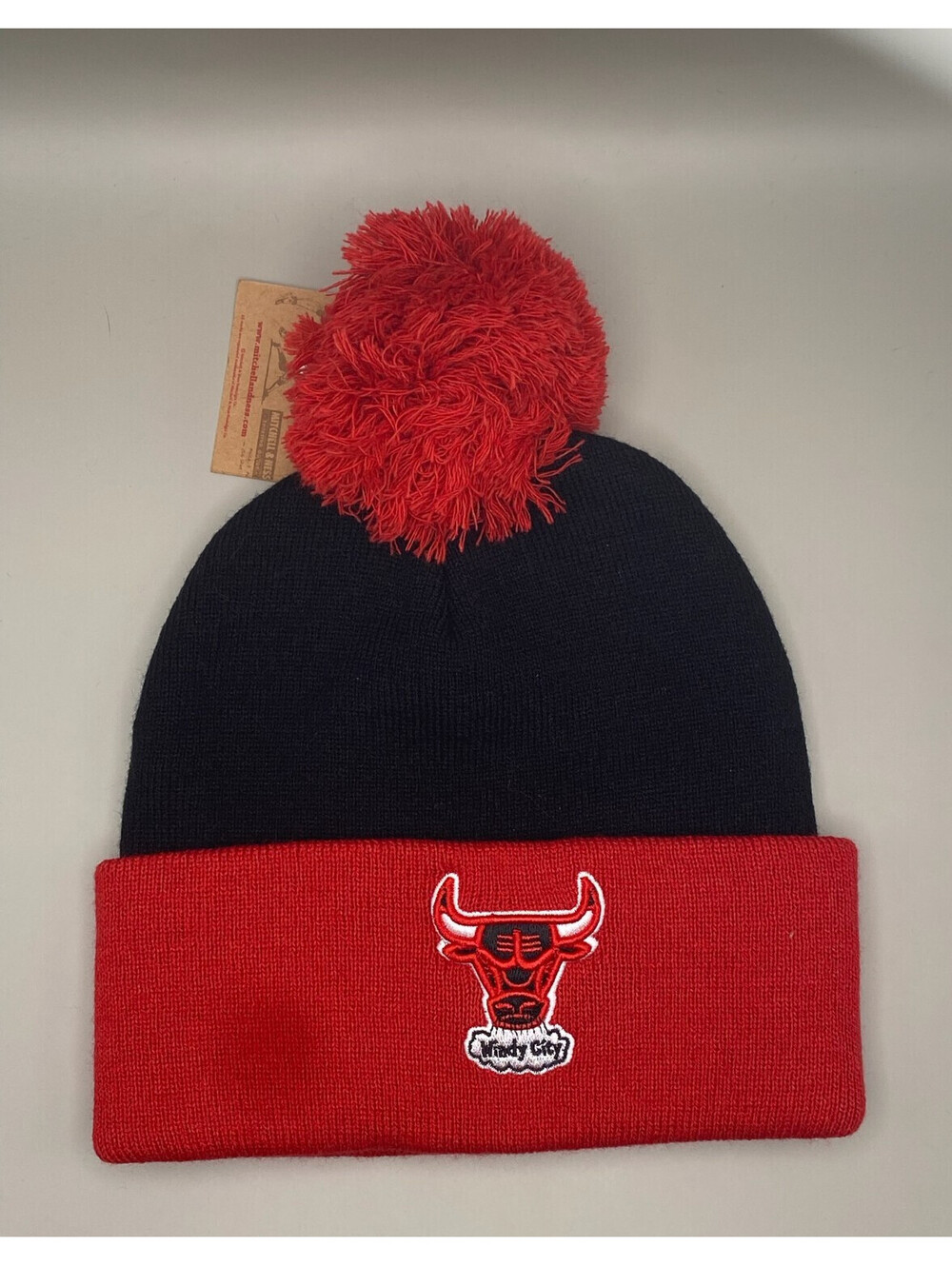 NBA Chicago Bulls - Red and Black Sport Knit Beanie Hat NWT Mitchell & Ness